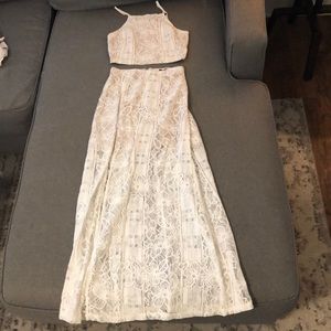 Lulus white lace 2 piece skirt set